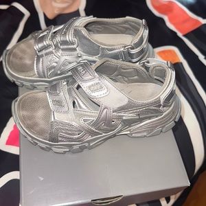 Kids Balenciaga sandals